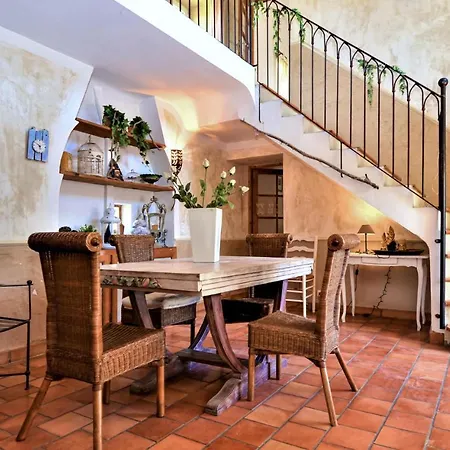 Gorgeous In With Kitchen * Mejannes-les-Ales
